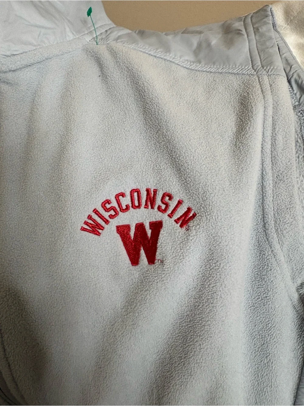 Under Armour Vest Men's XL Red University of Wisconsin Full Zip